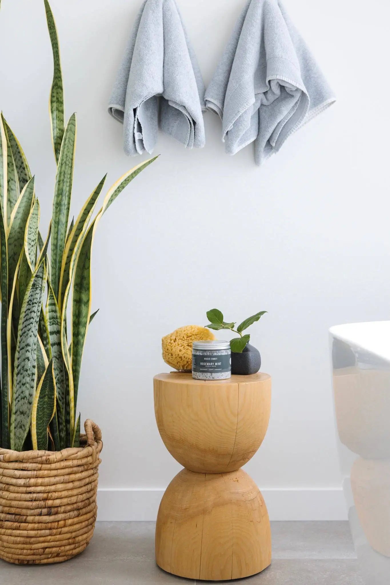 Bubble Bath Salts - Rosemary Mint (250 grams)