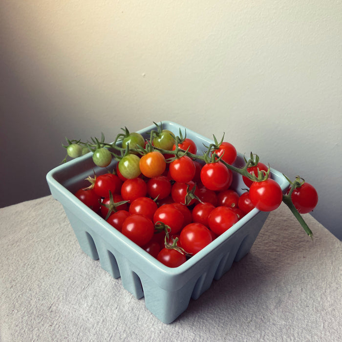 Tomatoes cherry sweet 