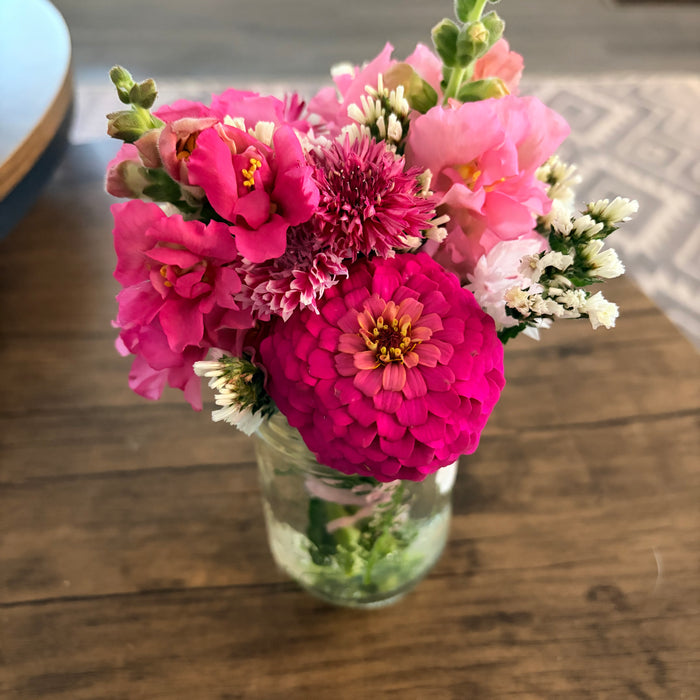 Tiny pink Bouquet